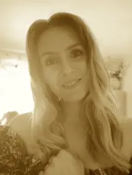 manuelaamon27@gmail.com