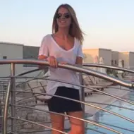 laura 