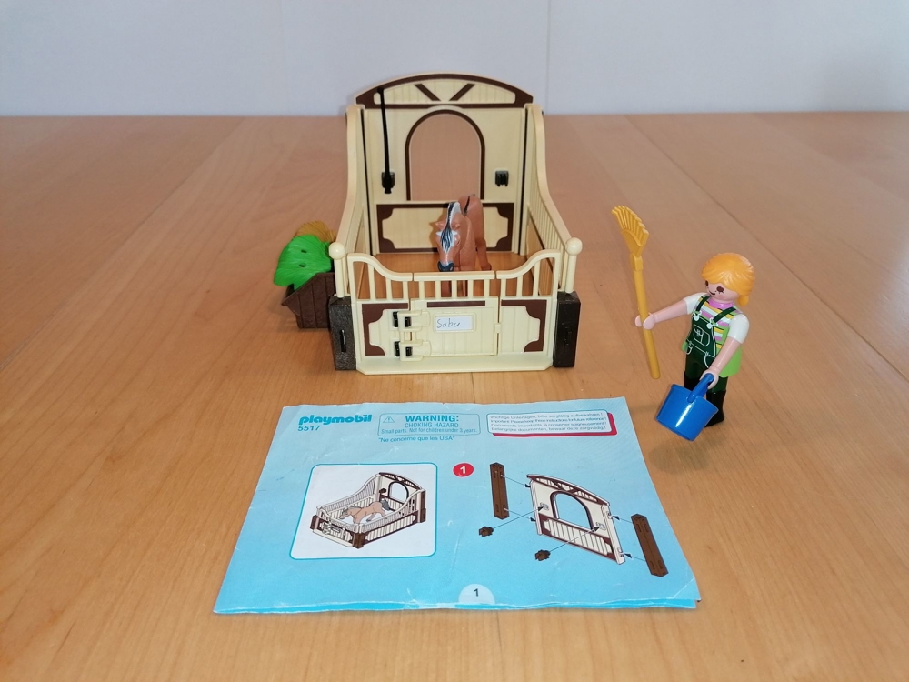 PLAYMOBIL Country Fjord Pferd mit braun-gelber Pferdebox 5517