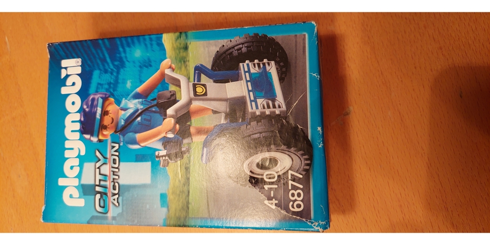 Playmobil Polizistin mit Balance Racer