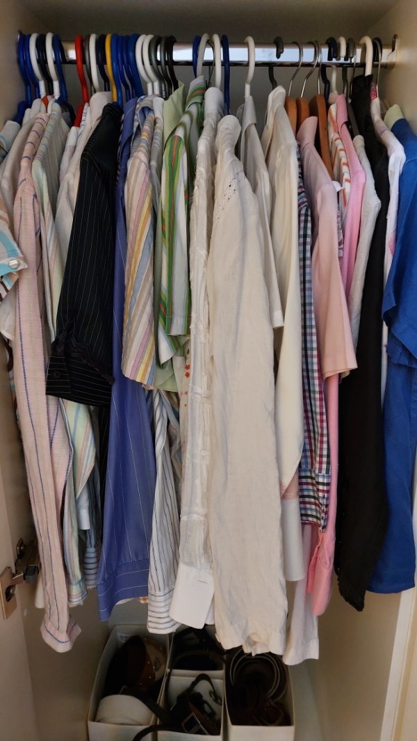 Blusen, Diverse Kleidungsstücke verschiedene Markenprodukte