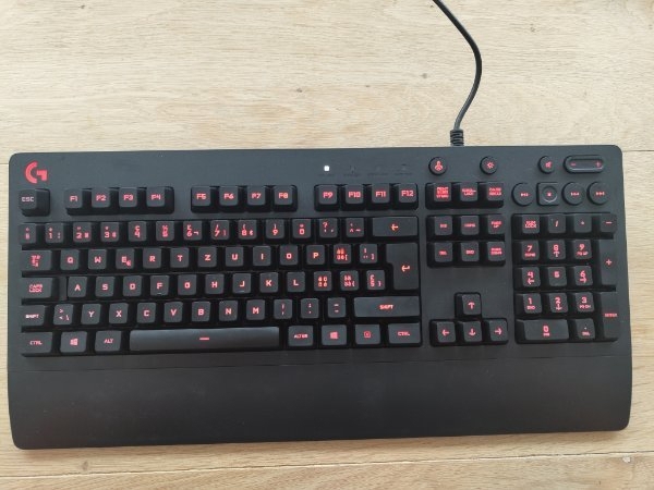 Logitech Gamer Tastatur G213