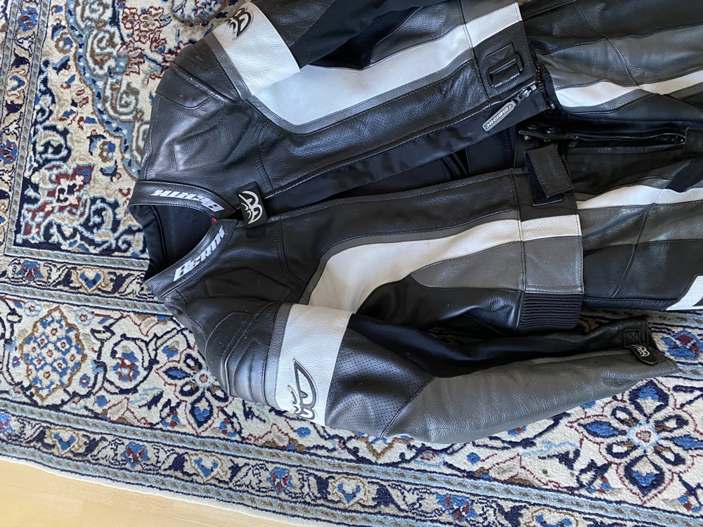 Motorrad Lederkombi -Lederjacke und Hose - sehr guter Zustand