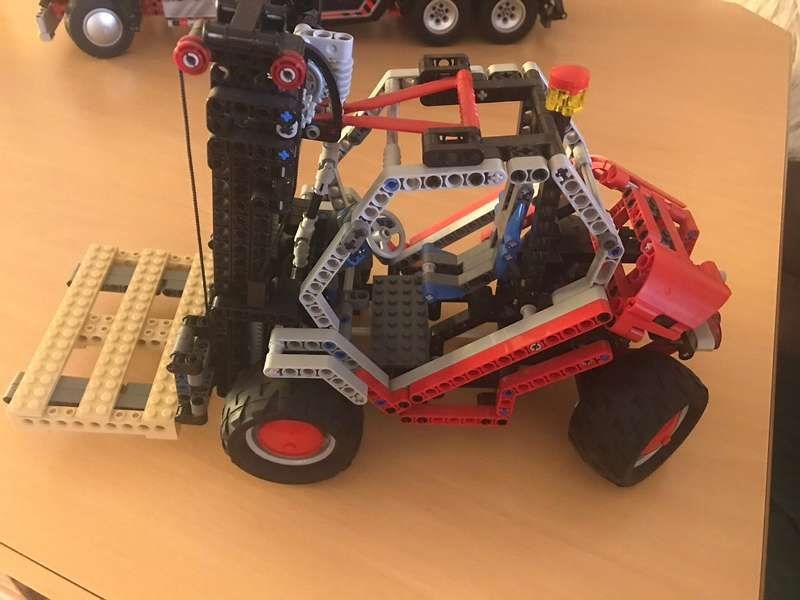 LEGO Technic 8416 - Gabelstapler