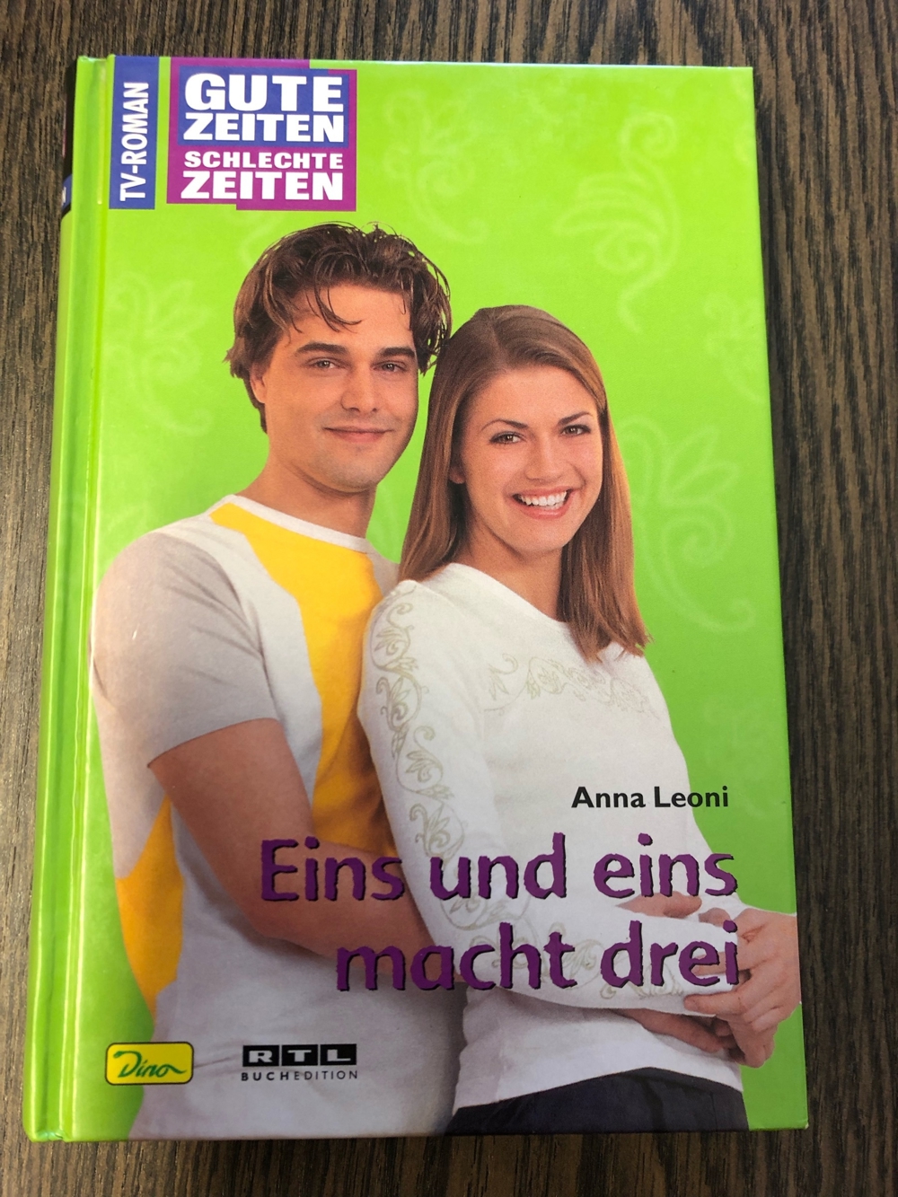 Eins und eins macht drei, Anna Leoni