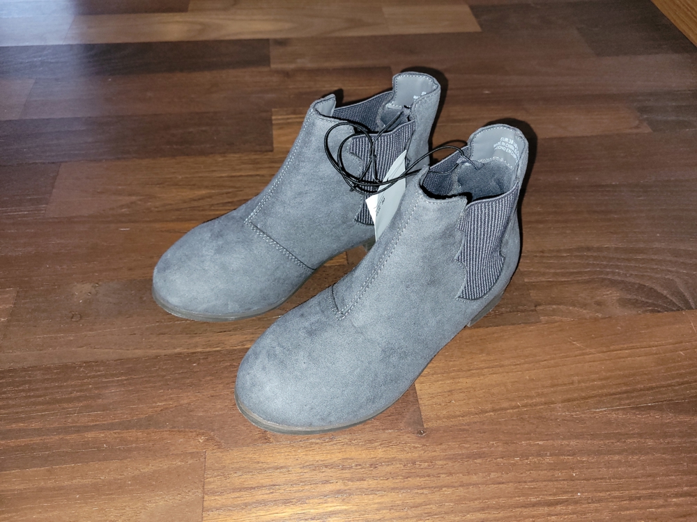 Neue H&M Mädchen Ankleboots Gr. 30