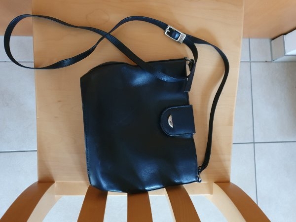 Handtasche dunkelblau Leder