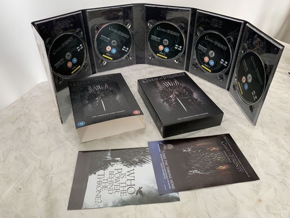 The Games of Thrones 1.& 2. Staffel DVDs