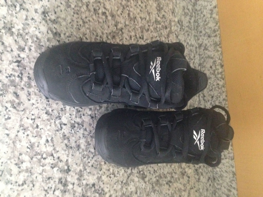 Reebok Turnschuhe schwarz 39