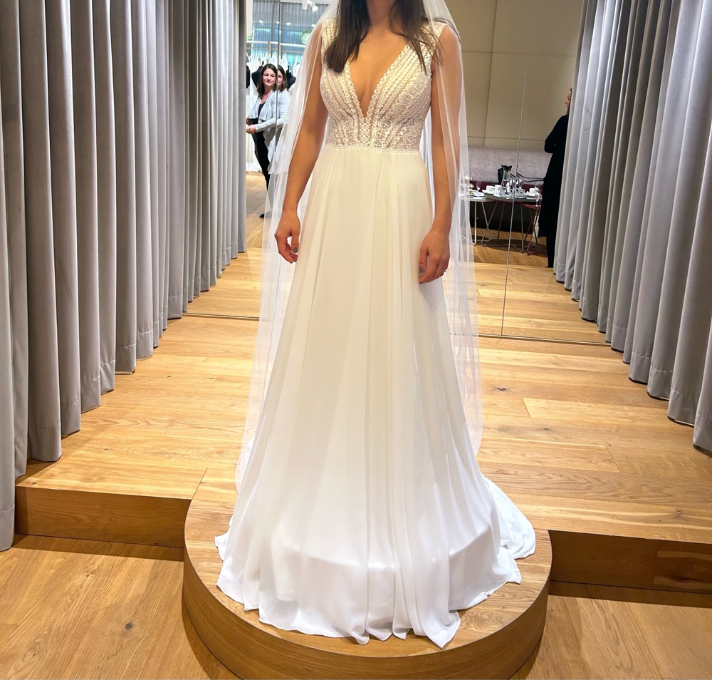 Brautkleid mit Schleier  - Hochzeitskleid