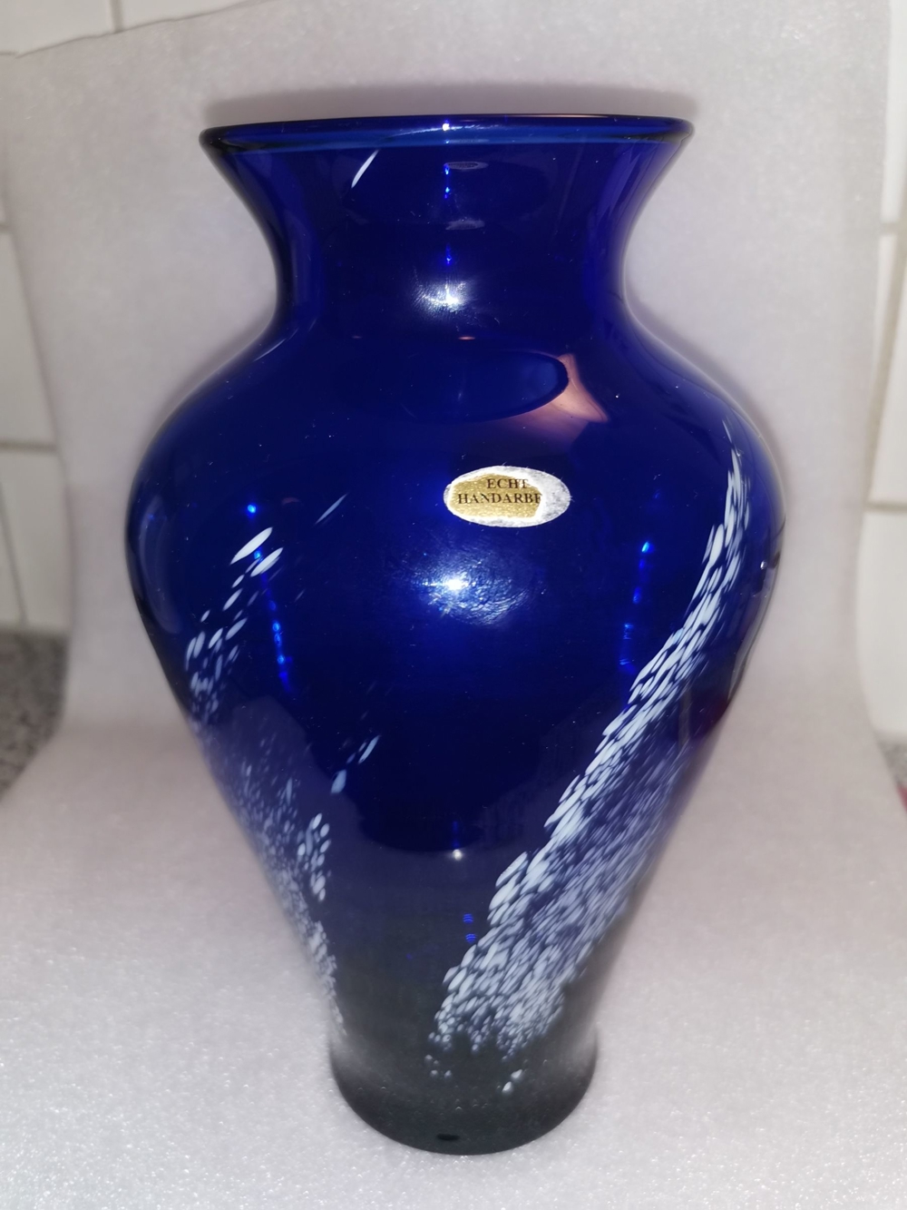 Vase königsblau "echt Handarbeit"