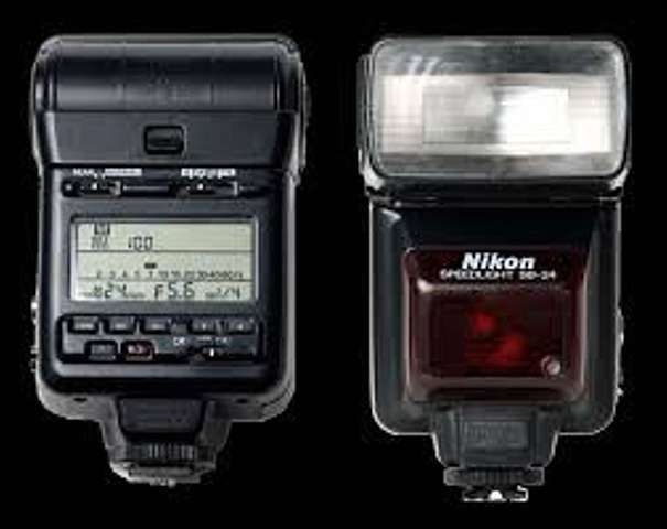 Nikon Speedlight SB-24 Blitzgerät Blitz