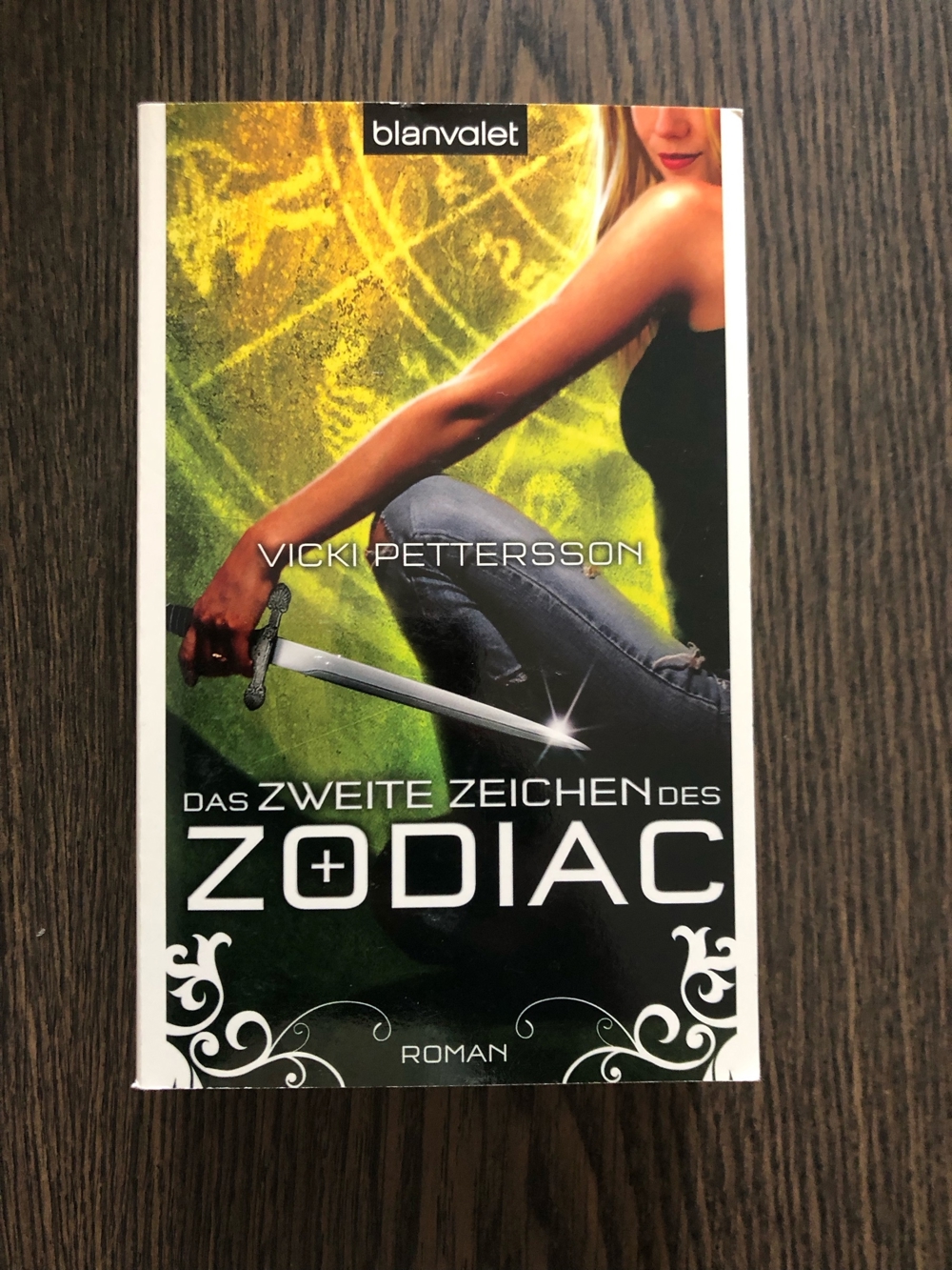 Das zweite Zeichen des Zodiac, Vicki Pettersson