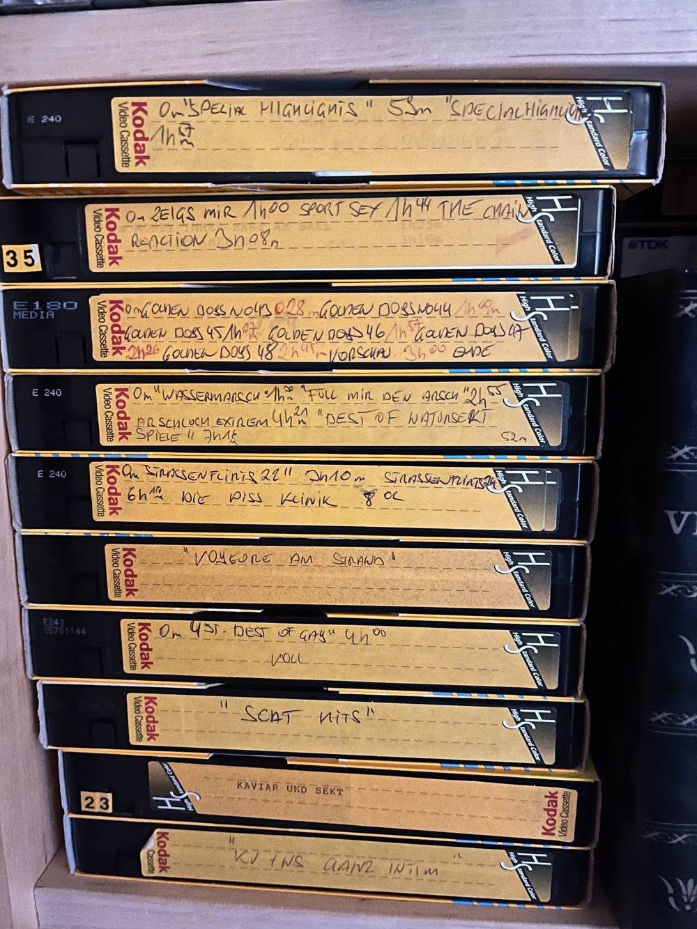 Private VHS mit Erwachsenden Filmen