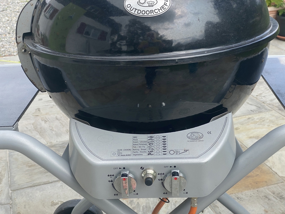 Gas Grill, Outdoorchef Gaskugelgrill Montreux 570 G in granit