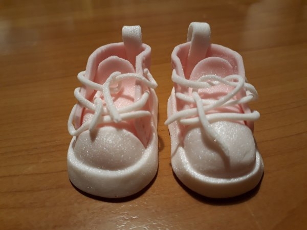 Babyschuhe als Deko