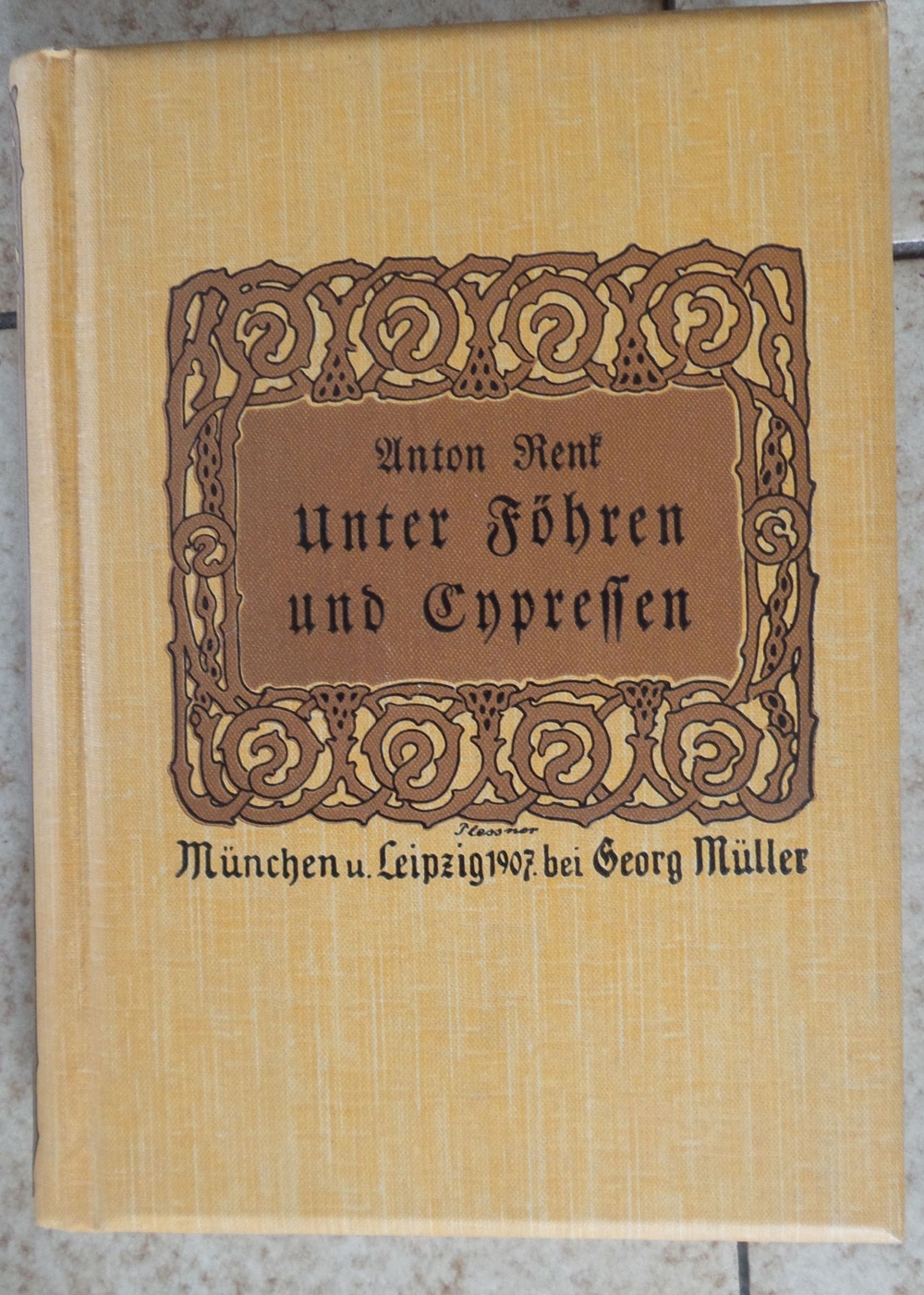 Unter Föhren und Cypressen