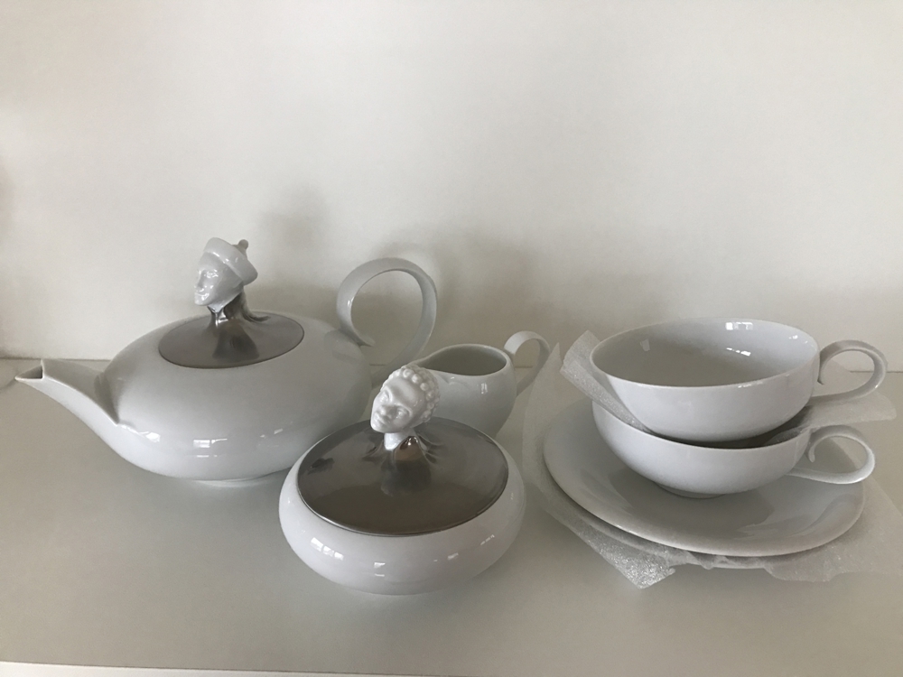 Tee-Set "Orient" von der Porzellanmanufaktur Augarten für 2 Personen, unbenutzt