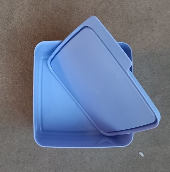 Tupperware Behälter lila 1,2 lt