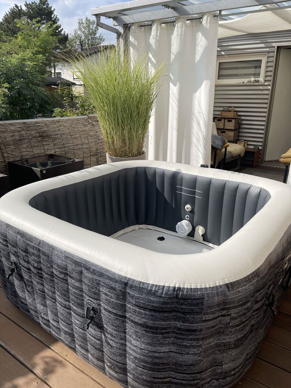 Whirlpool intex purespa, salzwassertauglich, heizbar,aufblasbar, WLAN