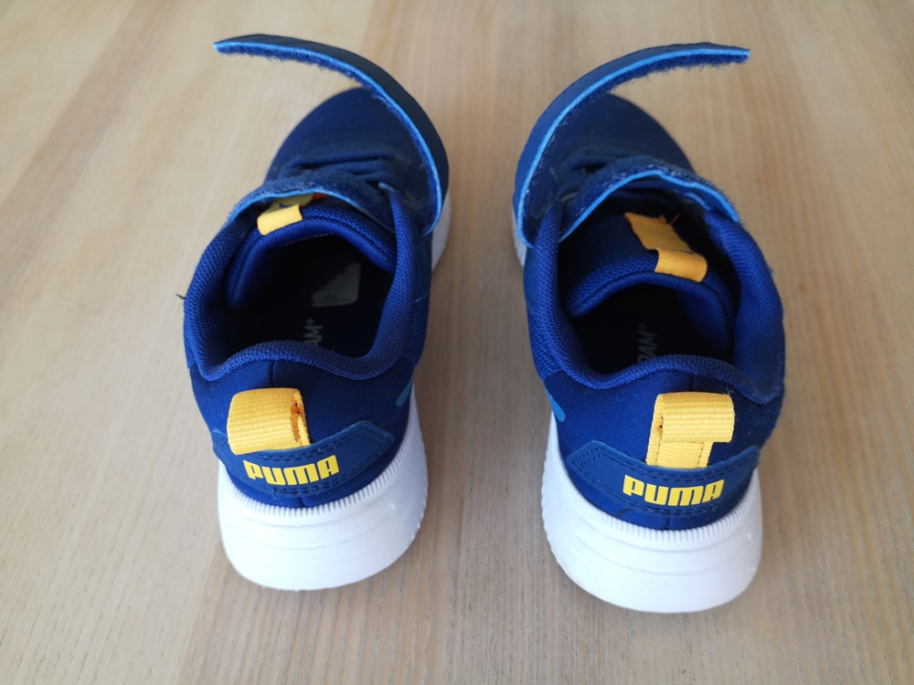 Sneaker Schuhe PUMA Softfoam Größe 32