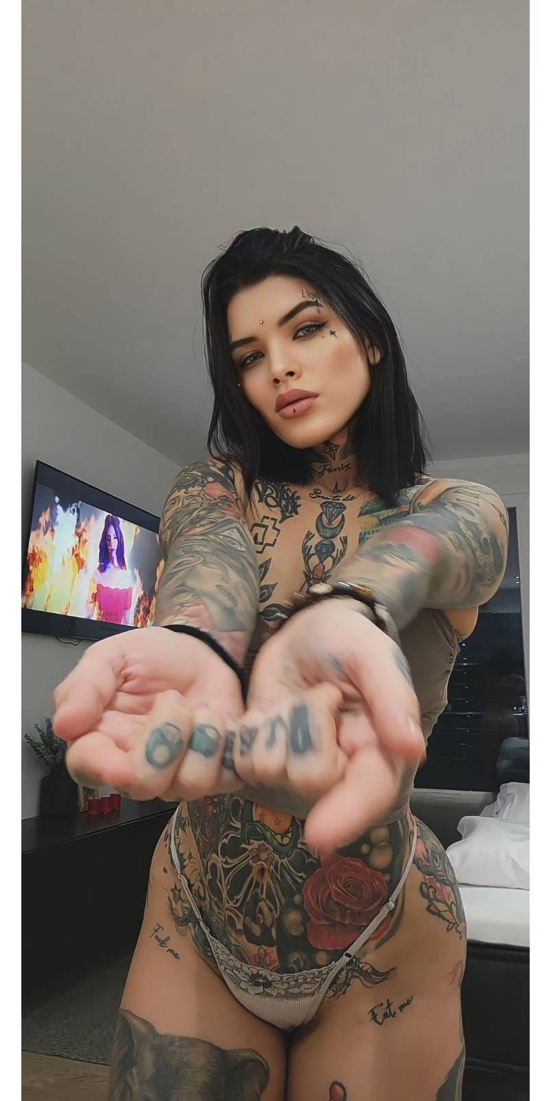 Sarah Tattoo MODEL