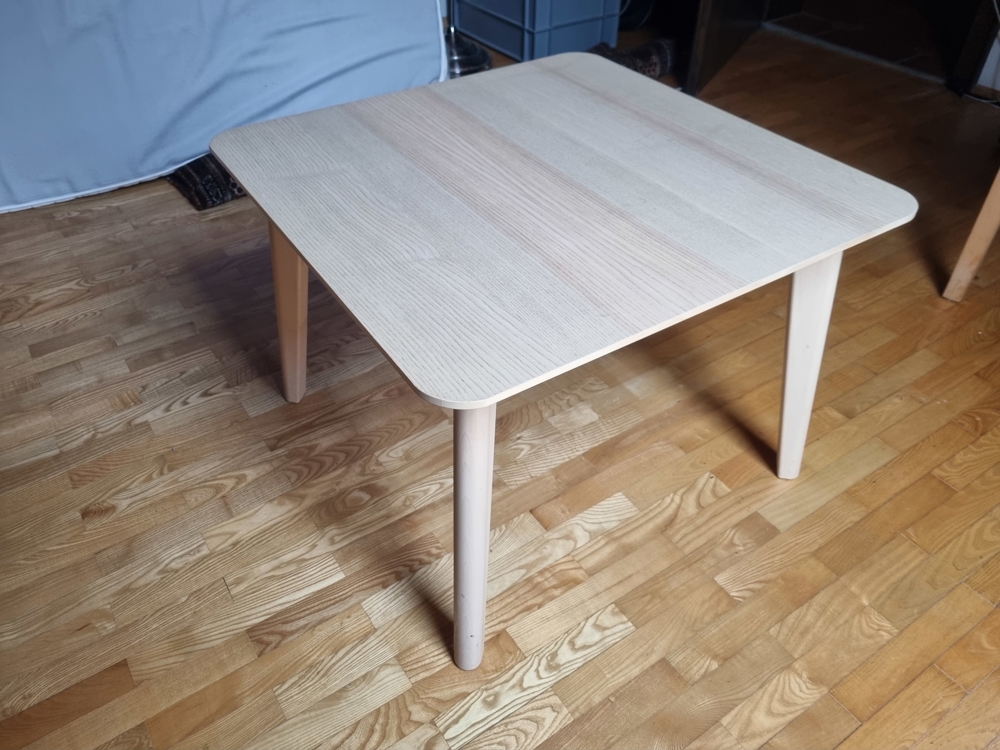 IKEA Lisabo Tisch NP 130EUR - sehr robust