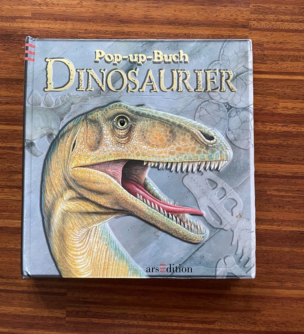 Tolles großes Dinosaurier-Buch mit Aufklapp-Seiten