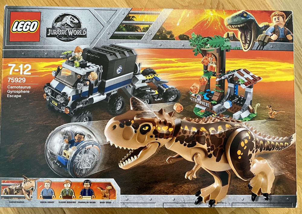 Lego Carnotaurus Gyrosphere Escape