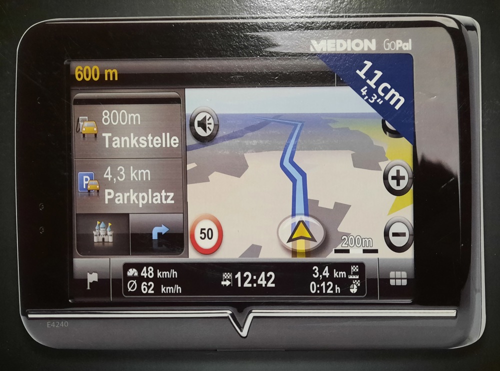 11 cm 4,3" Navigationssystem MEDION GoPal E4240 (MD 97960)