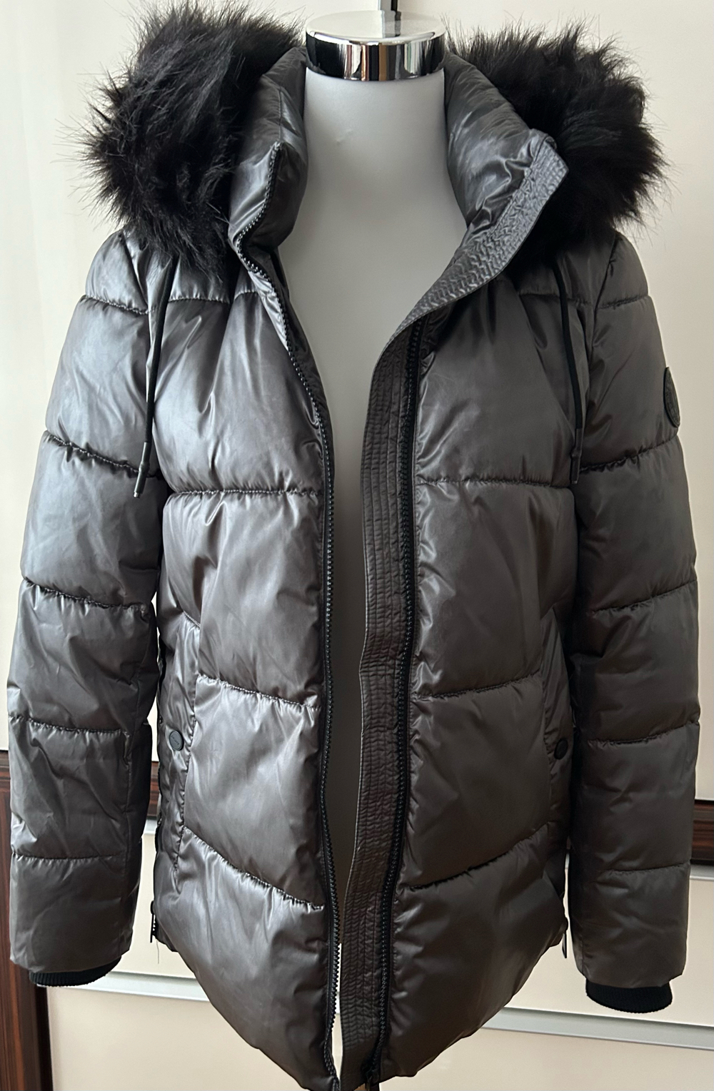 Winterjacke von DKNY