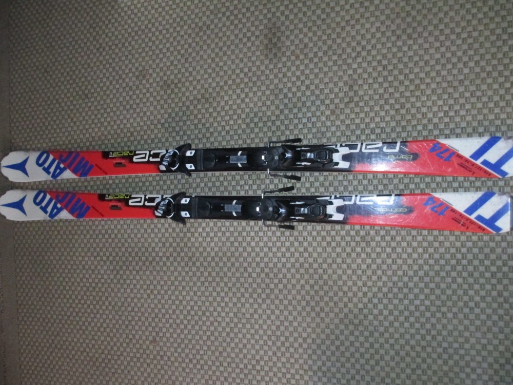 Top Atomic Ski 174cm 