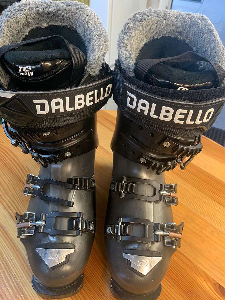 Dalbello DS 110W MP 23 23,5 (EU 36-37) - Damenschischuh Damenskischuh Damen Schischuh Skischuh