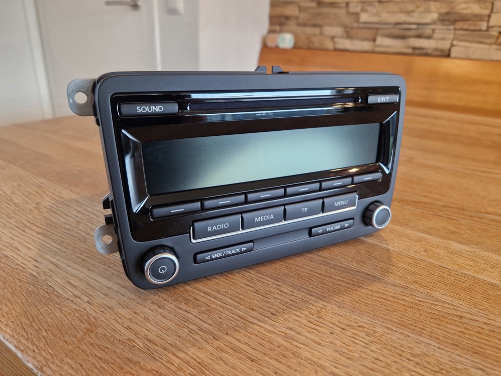 RCD 310 original VW Radio neu aus Passat B7