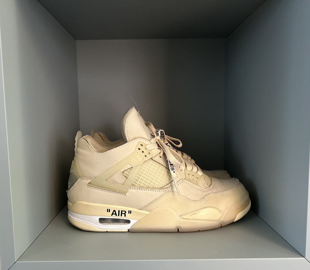 NIKE x OFF-WHITE Air Jordan 4 Sneaker (US 8.5 EUR 40)
