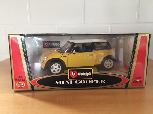 Burago Mini Cooper 1 18