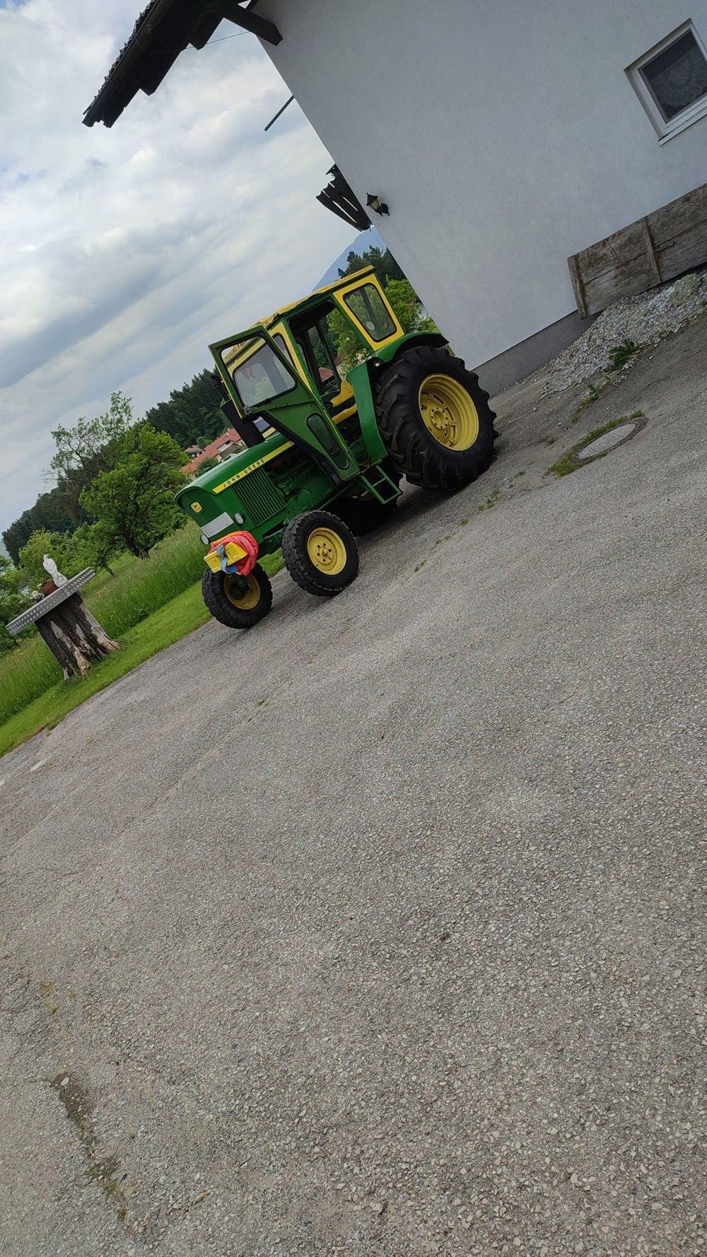 John Deere 2120 Traktor 