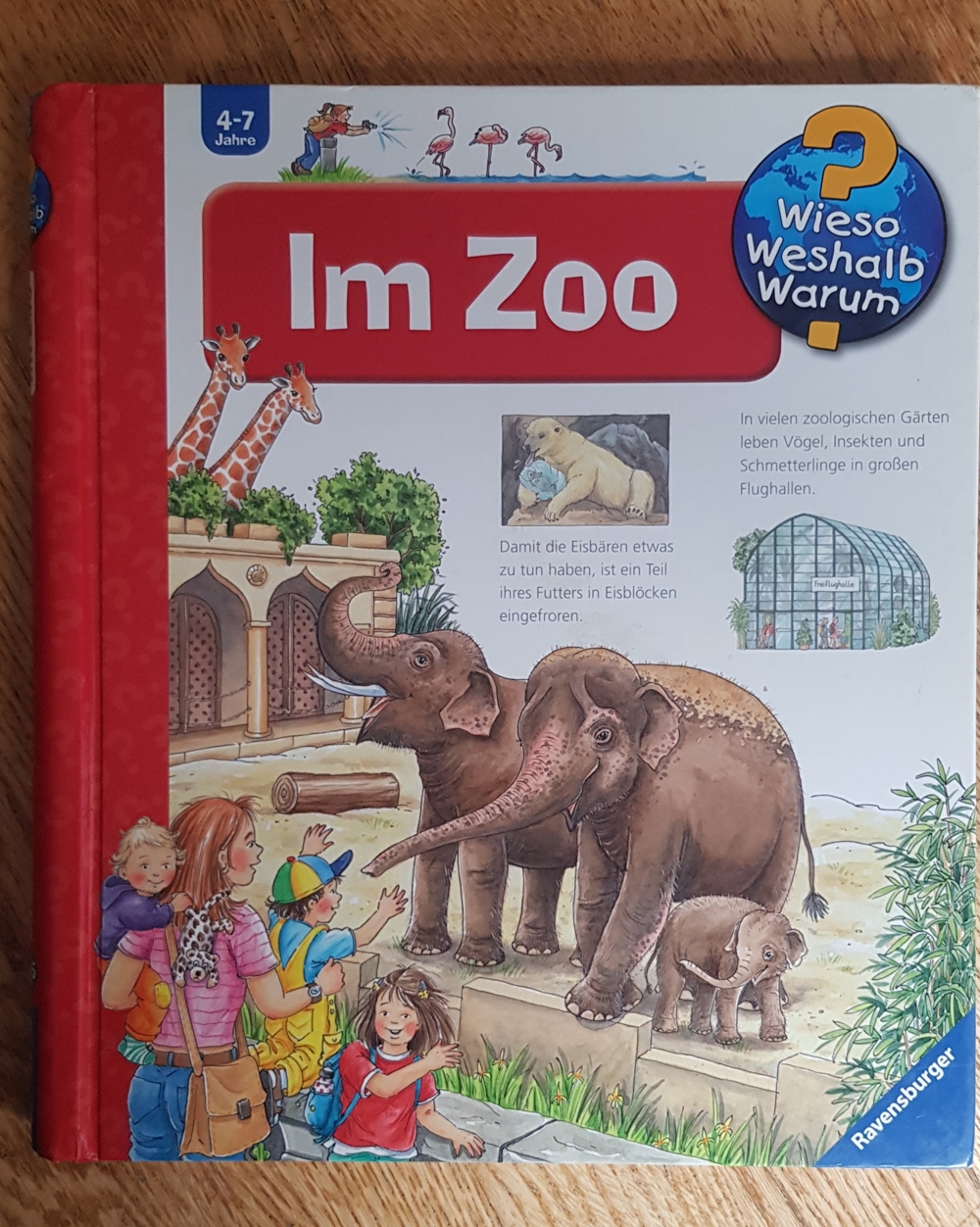 Buch aus Serie "Wieso Weshalb Warum", Titel: Im Zoo