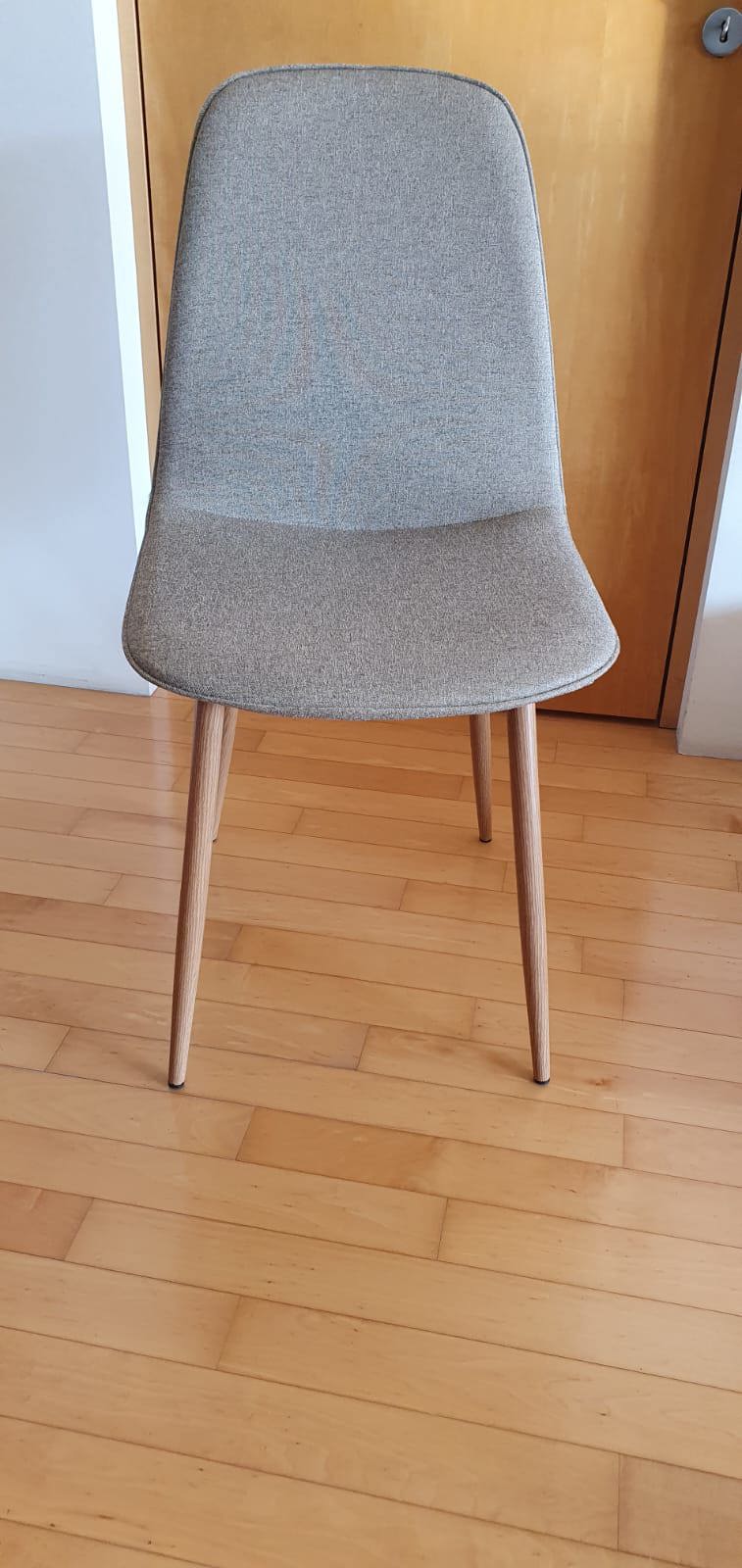 3x Stuhl beige mit Beinen in Holzoptik - 2 neu, 1 neuwertig 