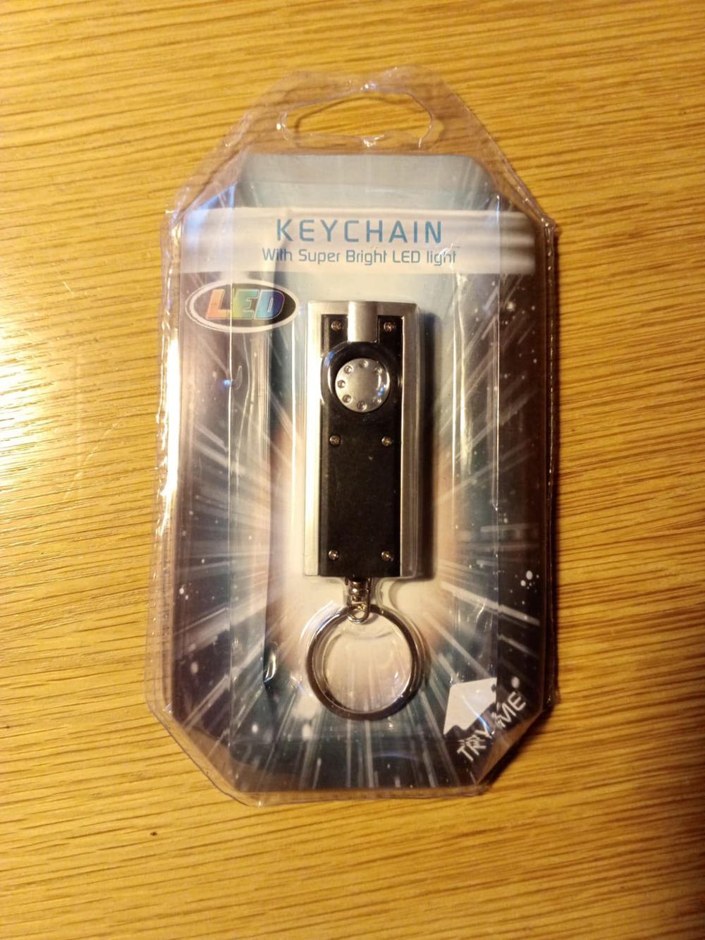 Schlüsselanhänger mit LED Lampe, neu und original verpackt