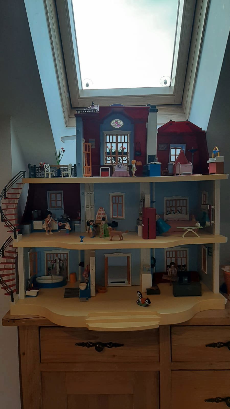 Playmobil großes Puppenhaus 