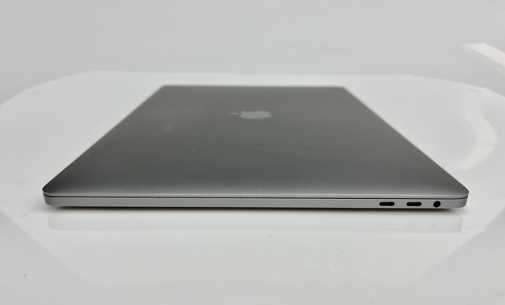Apple MacBook Pro Laptop Notebook Computer (A1707)