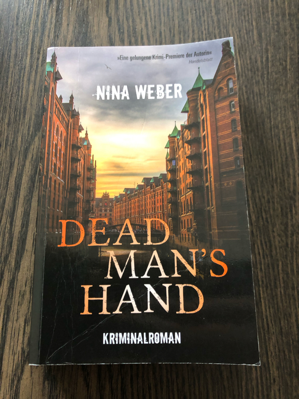 Dead Man's Hand, Nina Weber