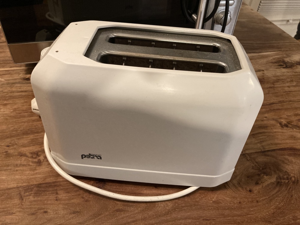 Toaster Marke Electric Petra zu verschenken