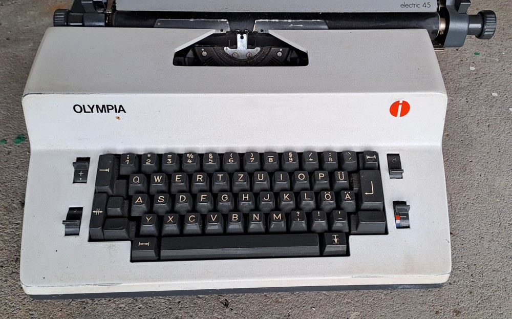 Olympia electric 45 Schreibmaschine