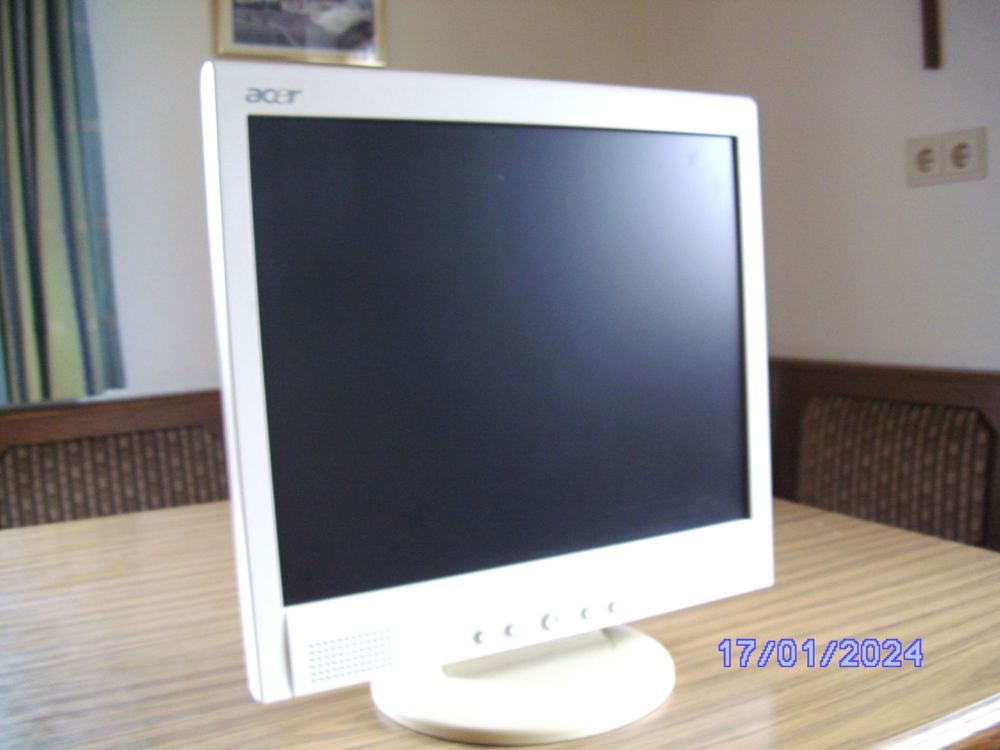 Monitor-Bildschirm, Marke: ACER, Mod. AL 712, Diagonale 17 Zoll (43 cm)