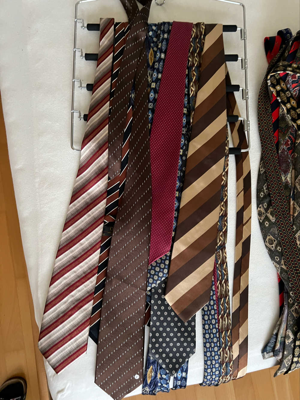 Krawatten  - diverse -Preis verhandelbar