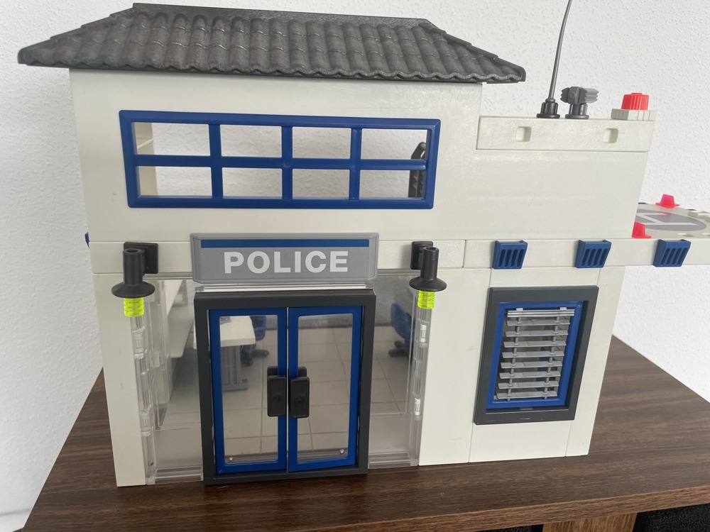 Playmobil Polizeistation komplett