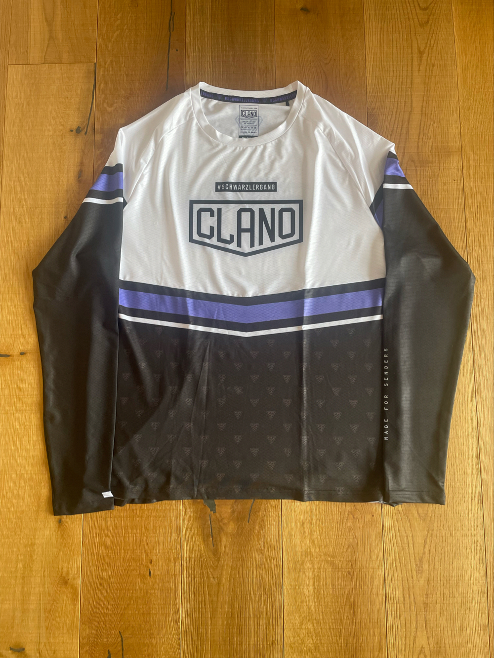 Clano Jersey