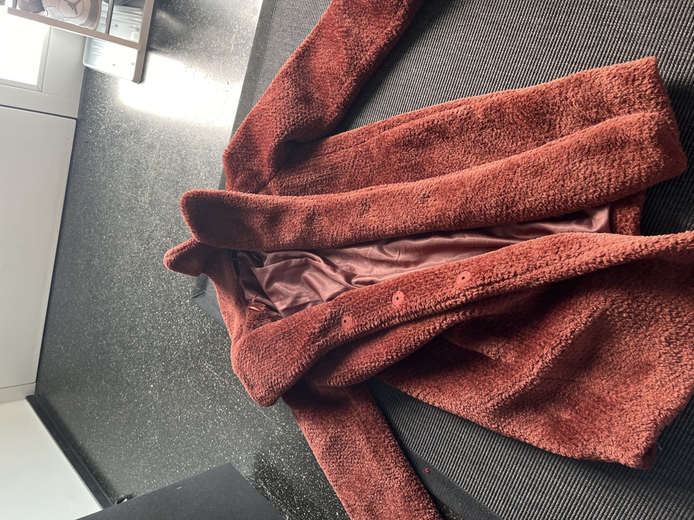Vintage Mantel rot
